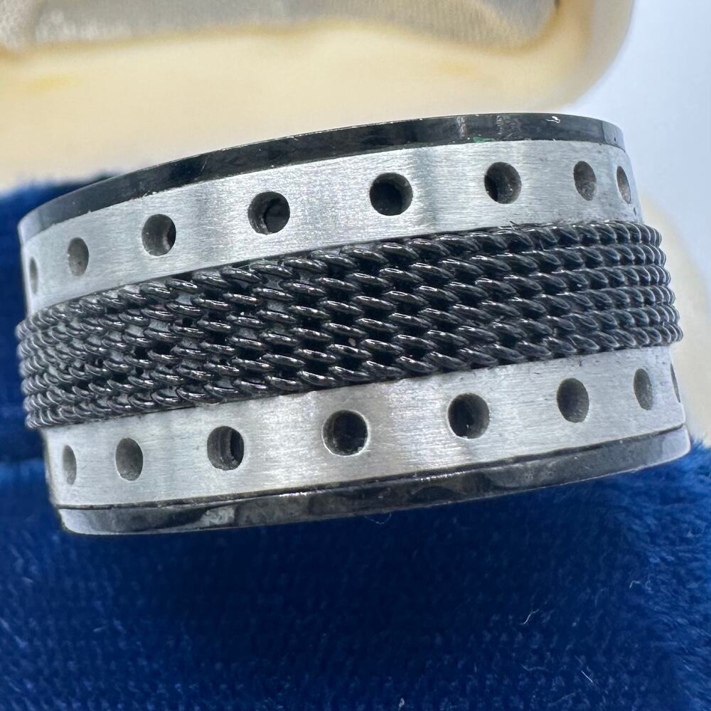 English Laundry mens silver tone stainless steel black twisted rope ring size 10